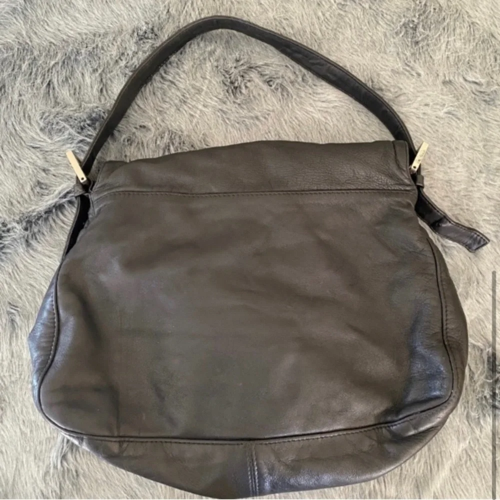 Vintage Fendi Mama Baguette Leather Shoulder Bag - Picture 6 of 15